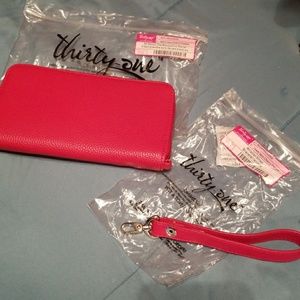 Thirty-One Wallet with wristlet strap